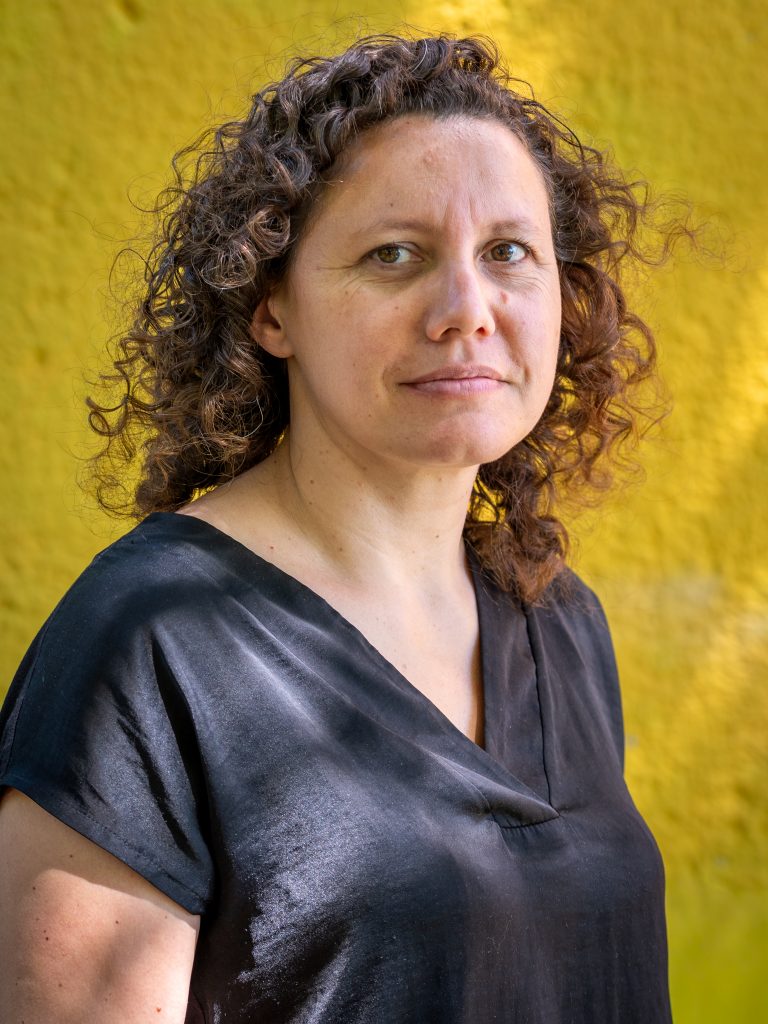 Élise HOUDELOT